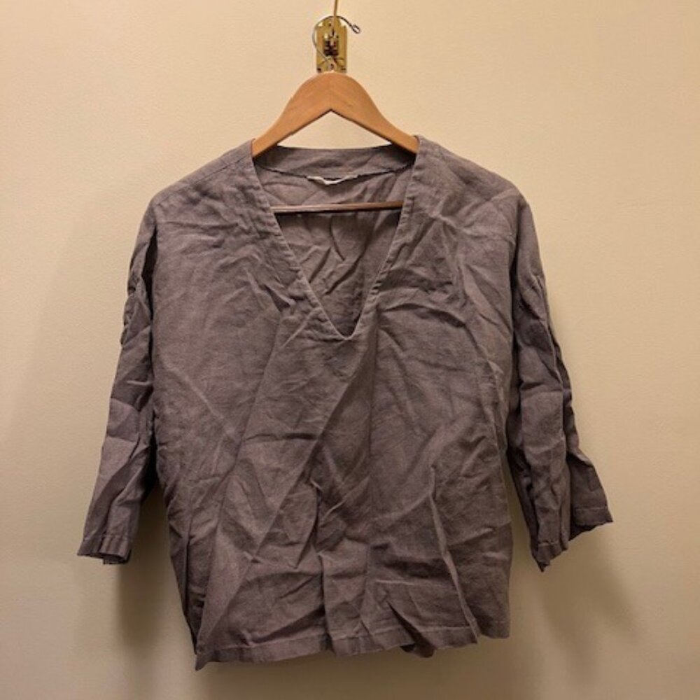 Pillow and Pajamas Grey Linen Sleepwear Set